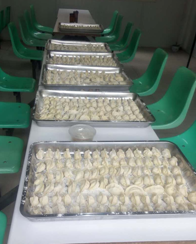 東鼎廠家冬至包餃子