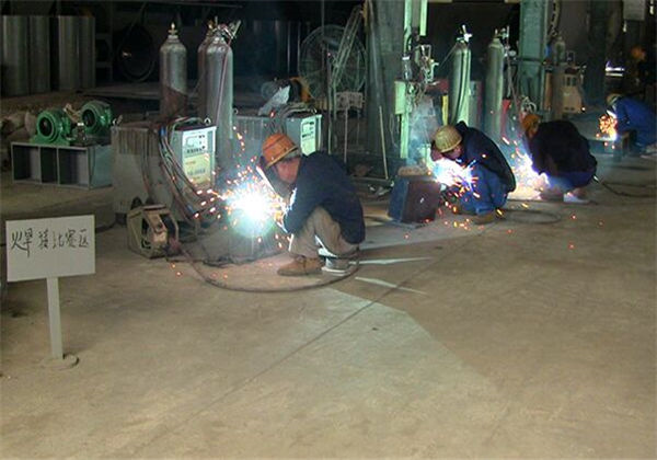 首屆焊工比武大賽現場